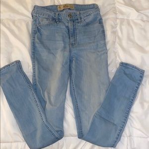 Hollister jeans